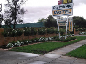 Гостиница City Park Motel and Apartments  Уогга-Уогга